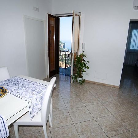 ויקו אקוונסה Mira Vico Apartments מראה חיצוני תמונה